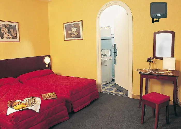 Metropole Hotel Lurdy