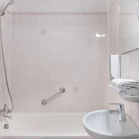 Metropole Отель 3*